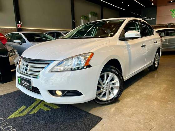 NISSAN SENTRA 2.0 SV 16V FLEX 4P AUTOMÁTICO